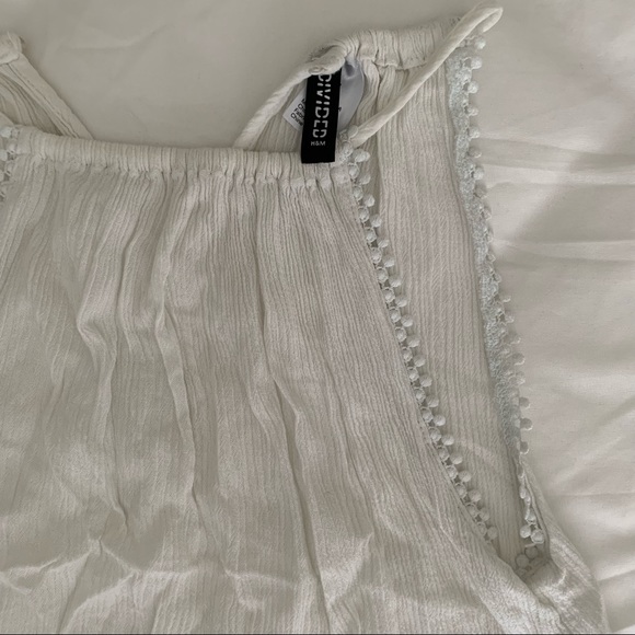 Halter top - Picture 2 of 3